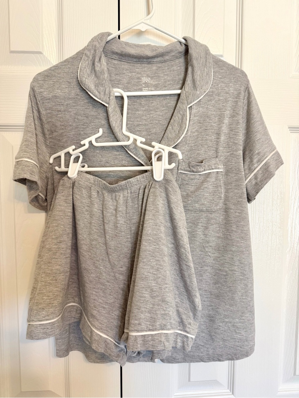 Womens Stars Above Pajamas Size Medium 2 PC Set Short Sleeve Top Shorts So Soft